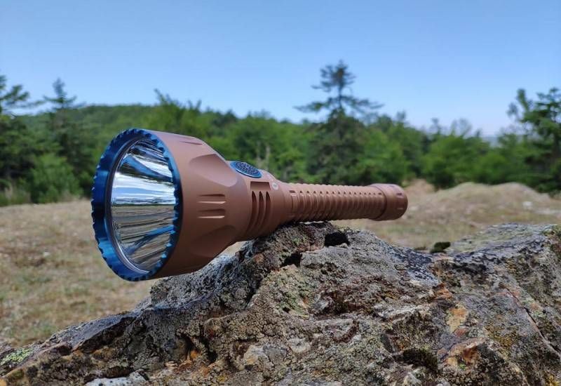 Olight Javelit Pro